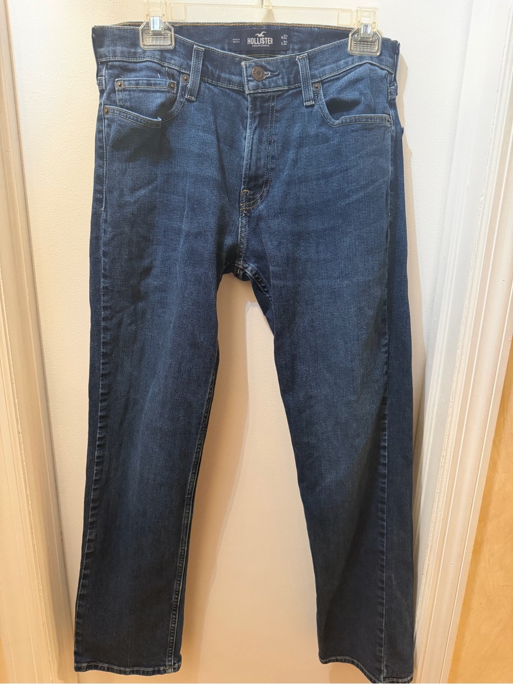 Hollister Men's Indigo Straight-Leg Jeans